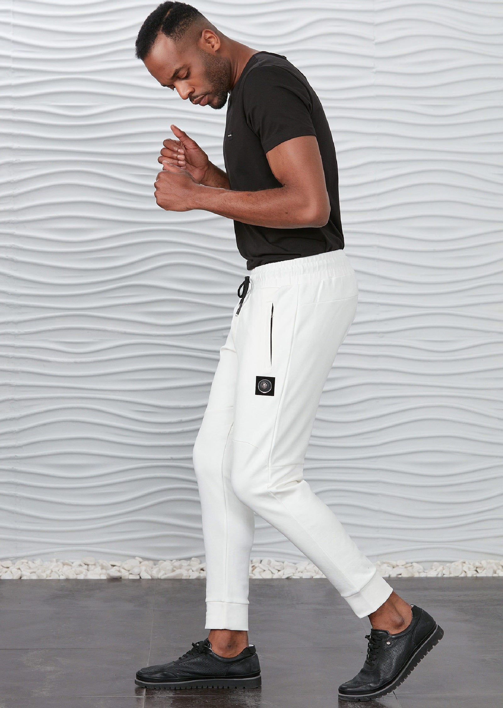 Mondo White Luxe Zipper Jogger Pants XL-33/34 / White / Cotton/Lycra