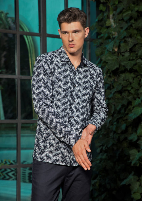 Navy Blue Triangle Print Knit Shirt