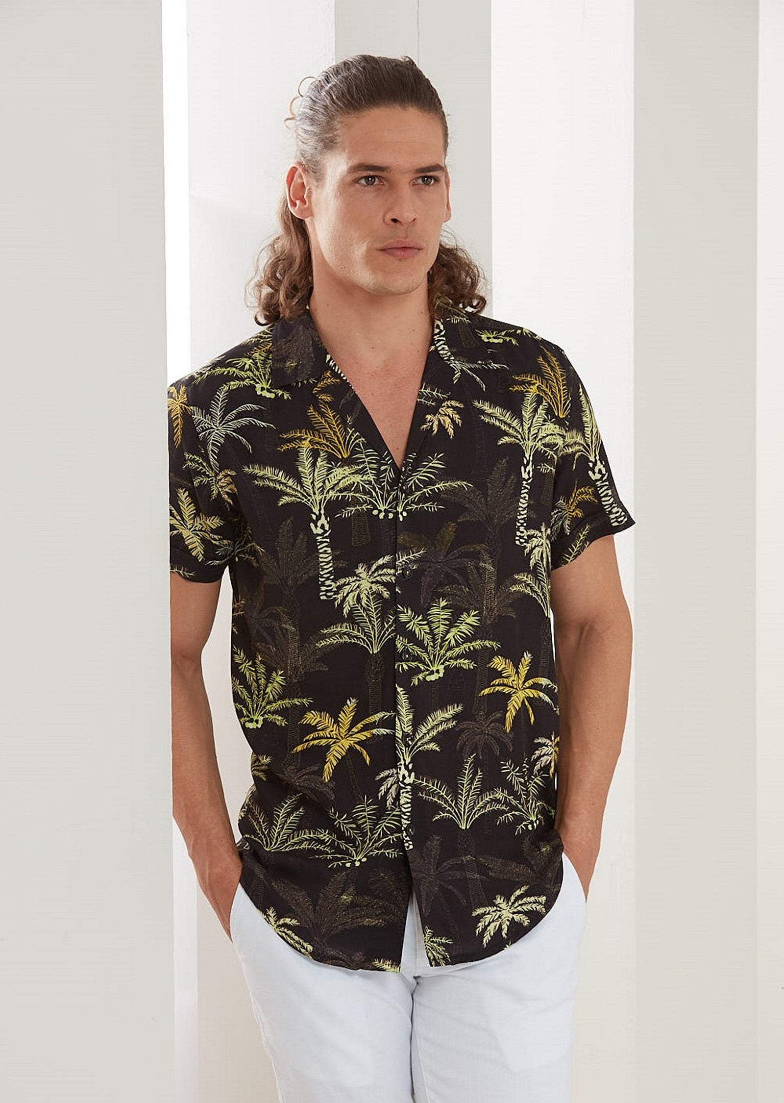 Black Palm Tree Print Short Sleeve Shirt – MONDO Menswear